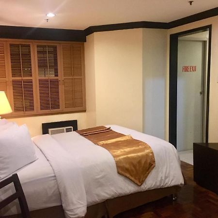 Lourdes Suites Макати Экстерьер фото