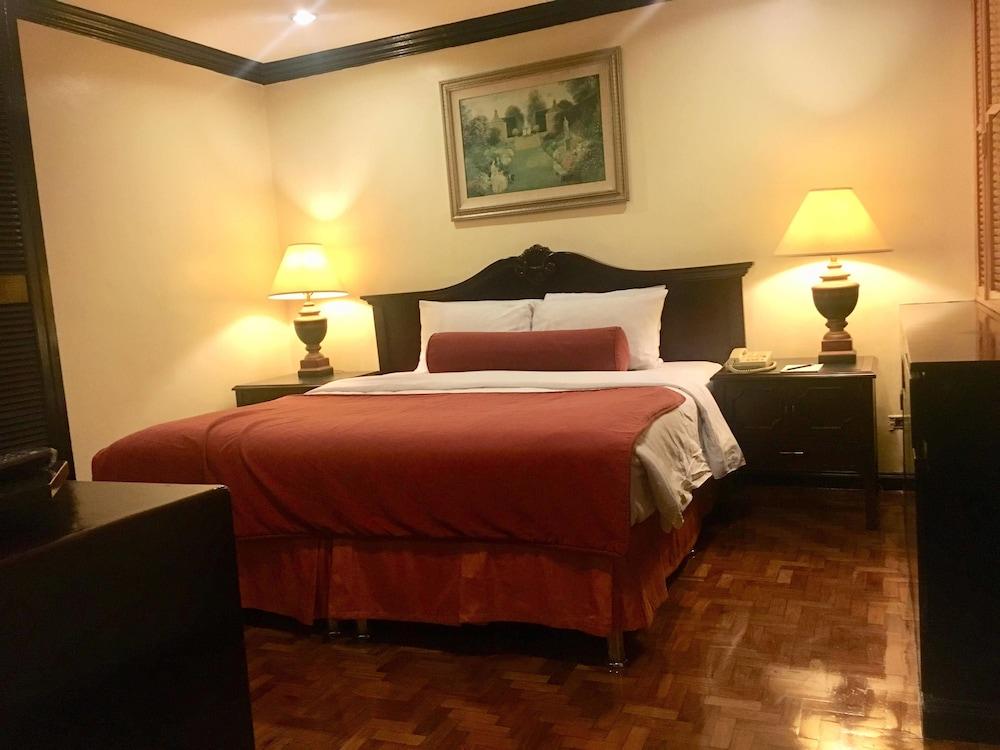 Lourdes Suites Макати Экстерьер фото